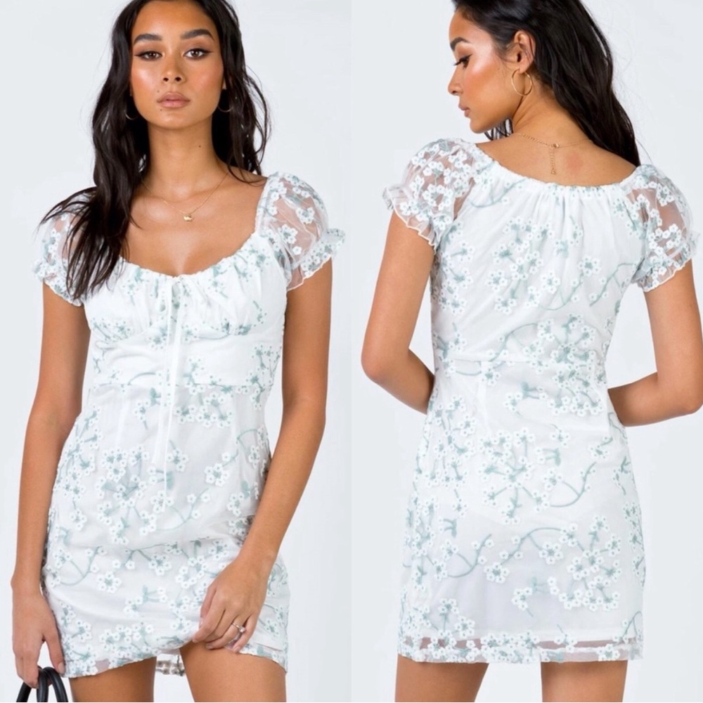 Princess Polly Caleigh White Floral Mini Dress Puff Sleeve Embroidered Size 2
